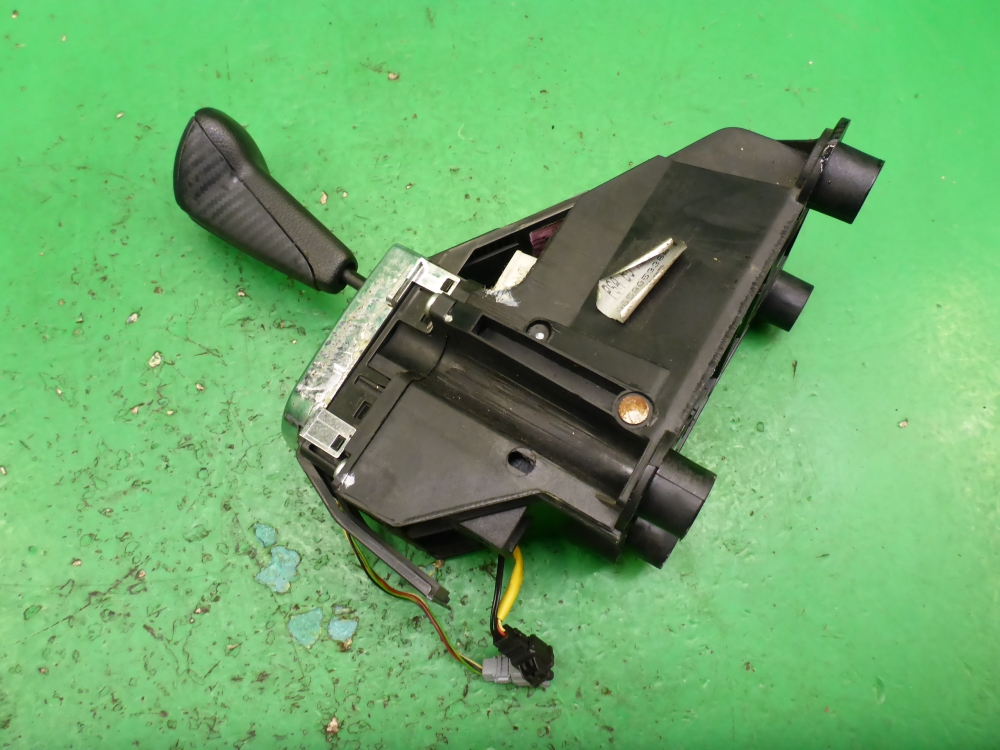 Кулиса МКПП / АКПП