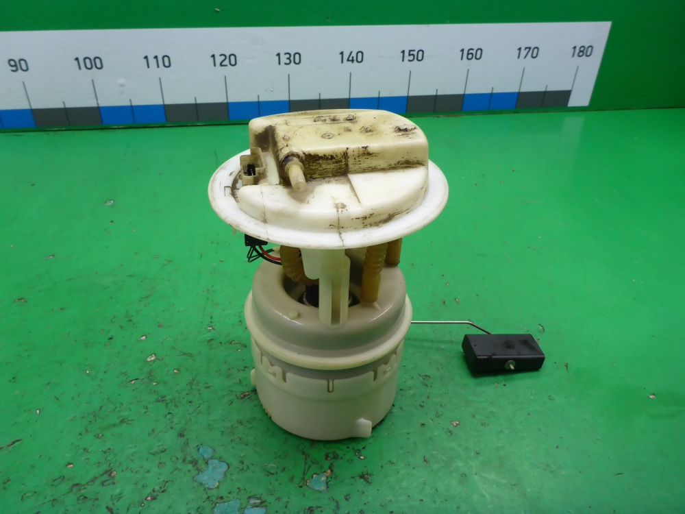 Насос топливный электрический