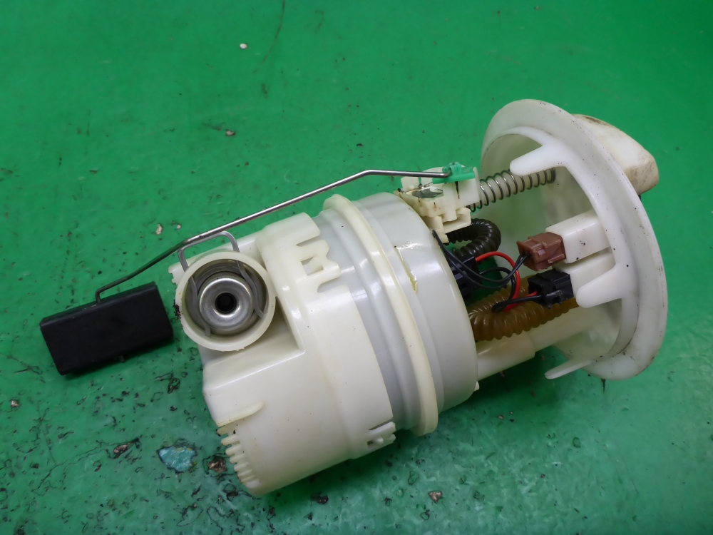 Насос топливный электрический