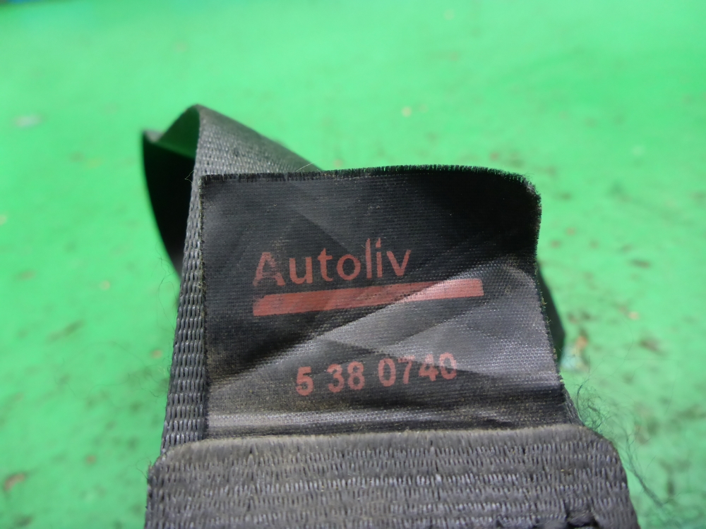 Ремень безопасности