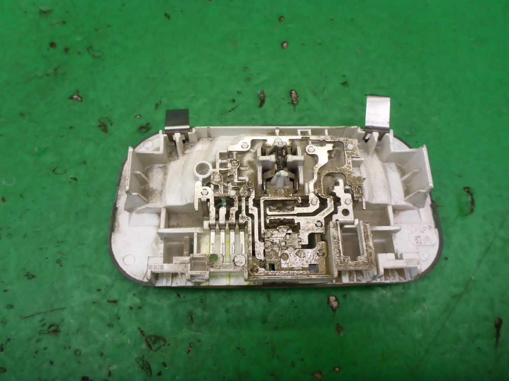 Плафон салонный