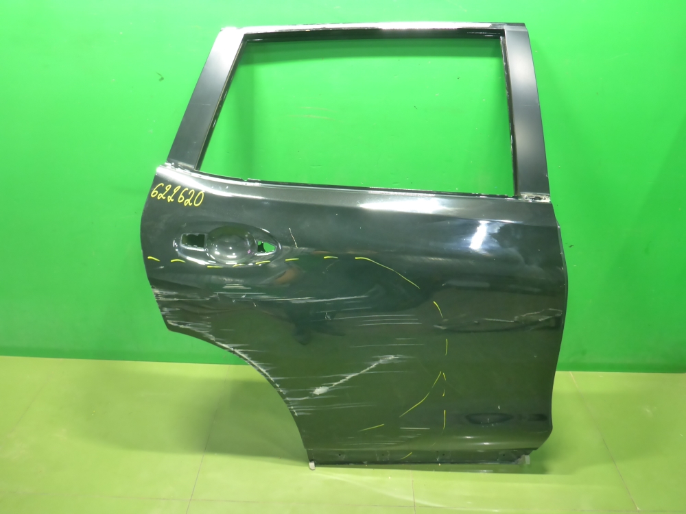 Дверь задняя правая