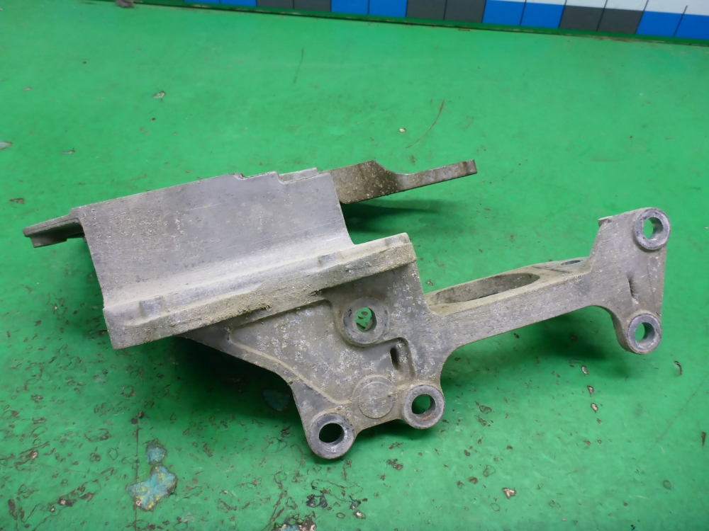 Кронштейн КПП