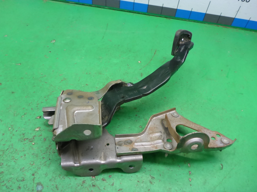 Педаль тормоза