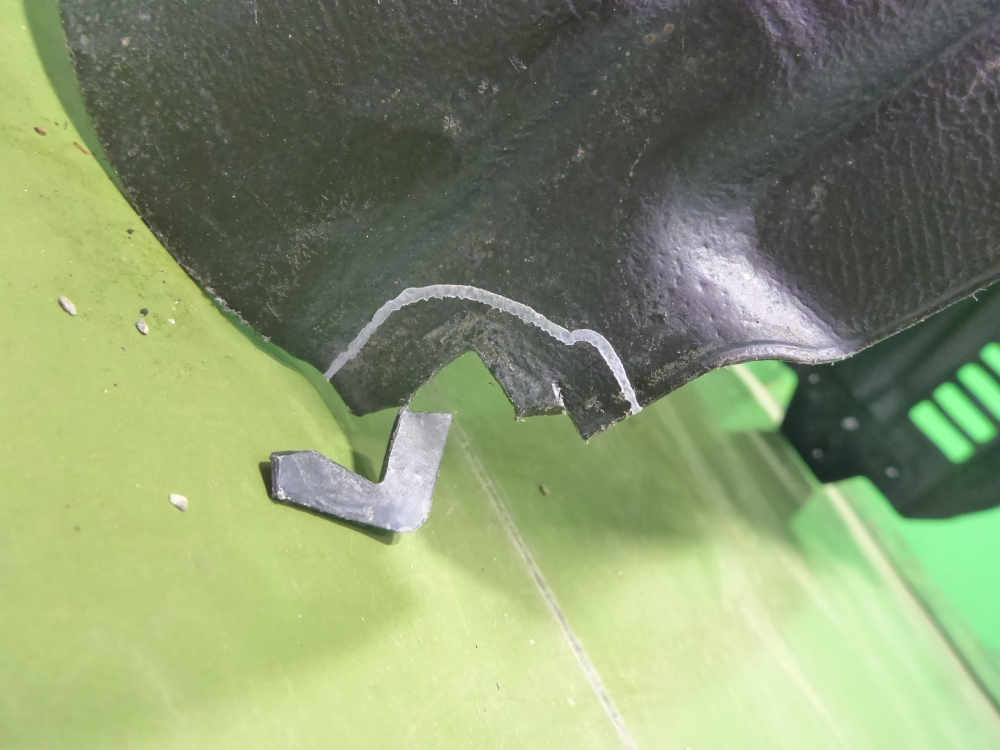 Локер передний правый