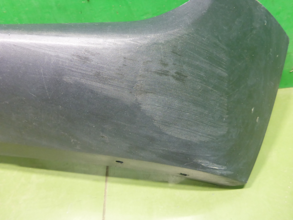 Накладка переднего бампера левая