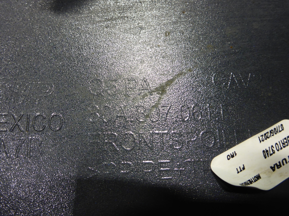 Накладка переднего бампера левая