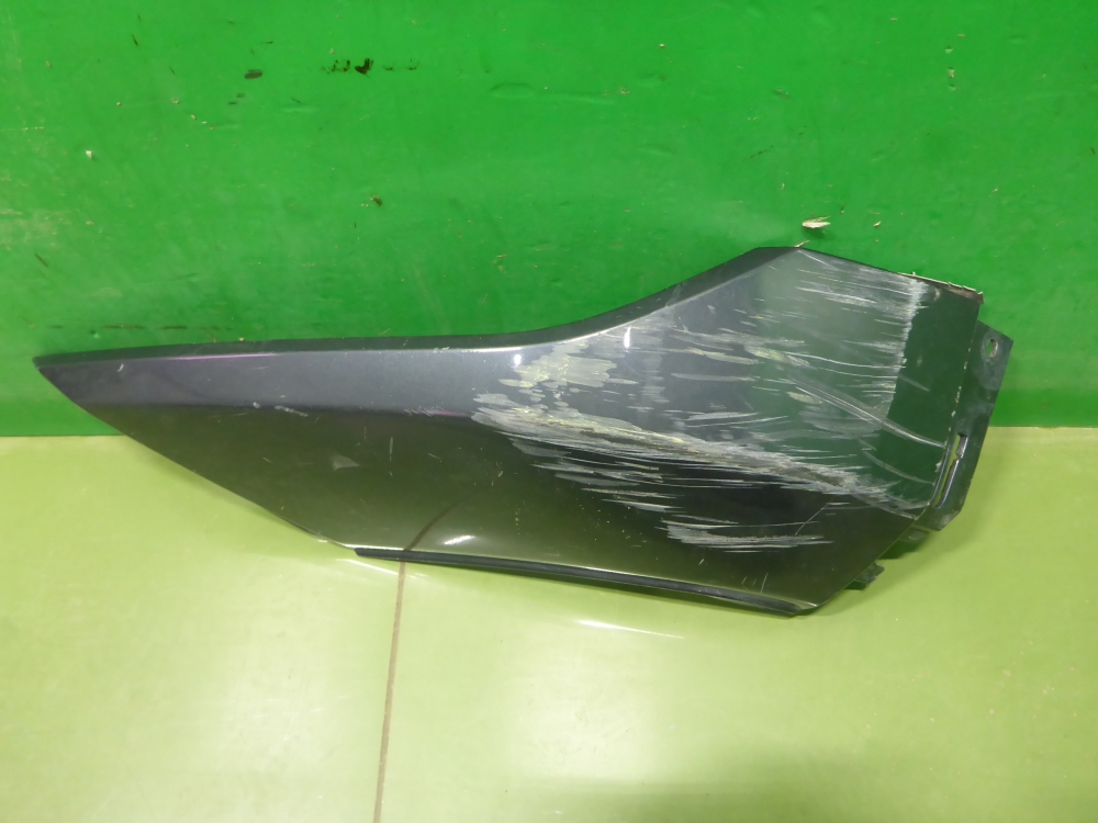 Накладка переднего бампера левая