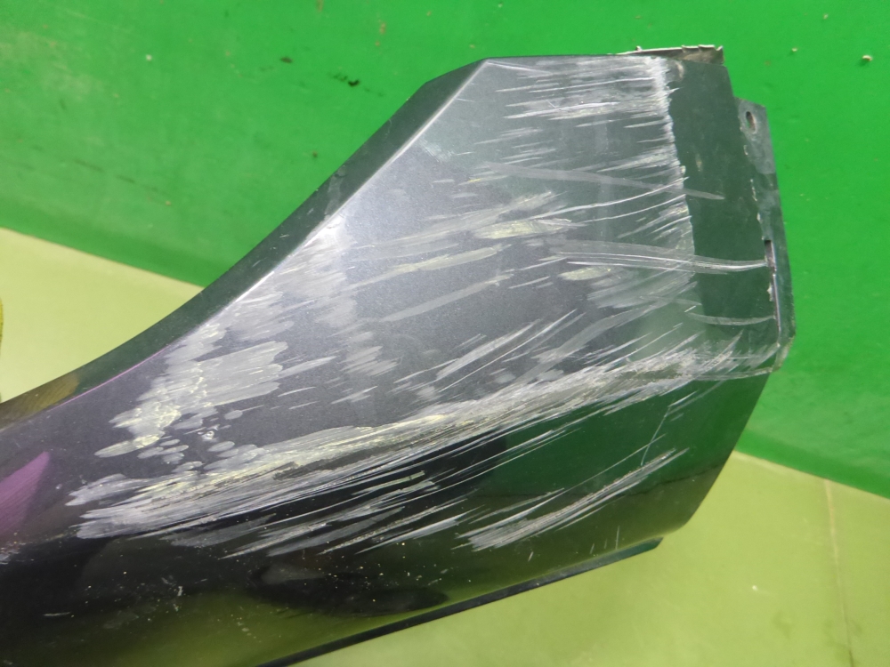 Накладка переднего бампера левая