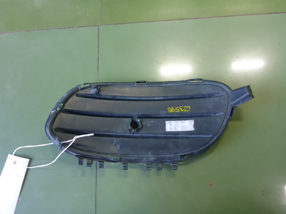 Решетка в бампер левая