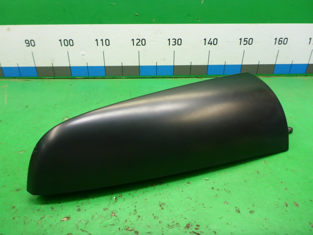 Накладка заднего крыла левого
