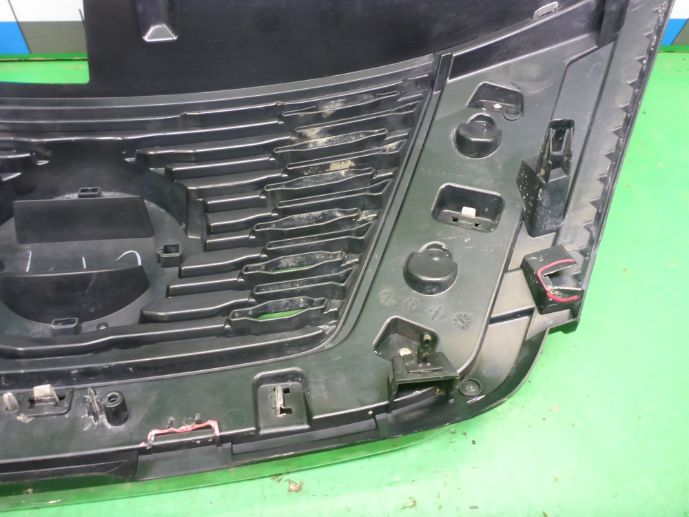 Решетка радиатора