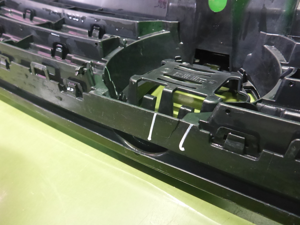 Решетка радиатора