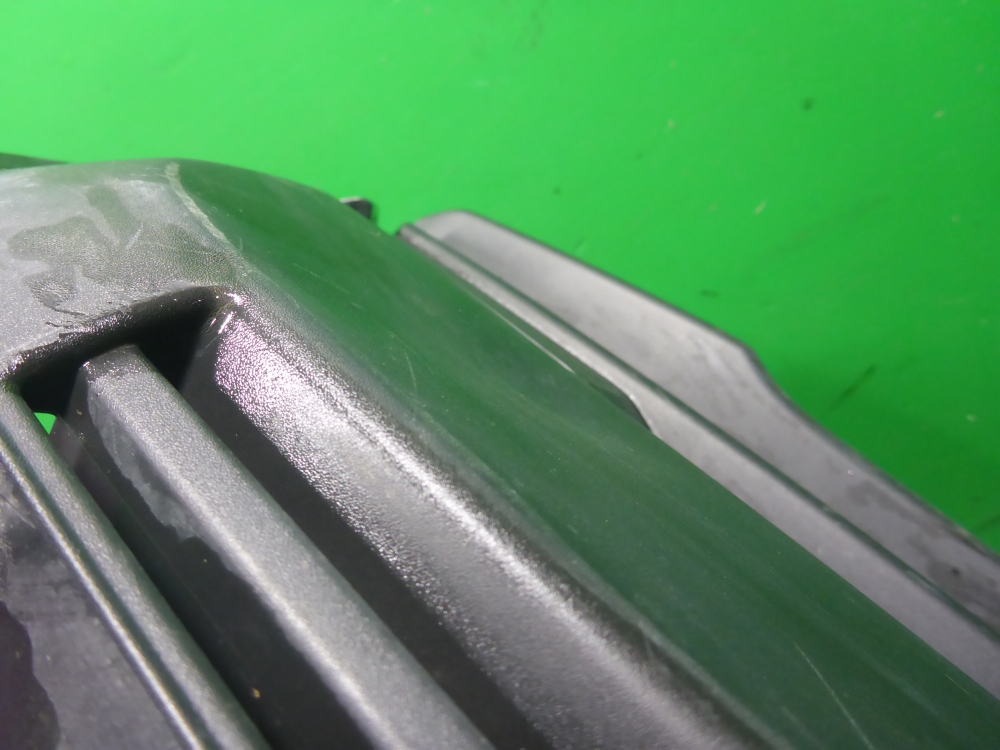 Решетка в бампер центральная