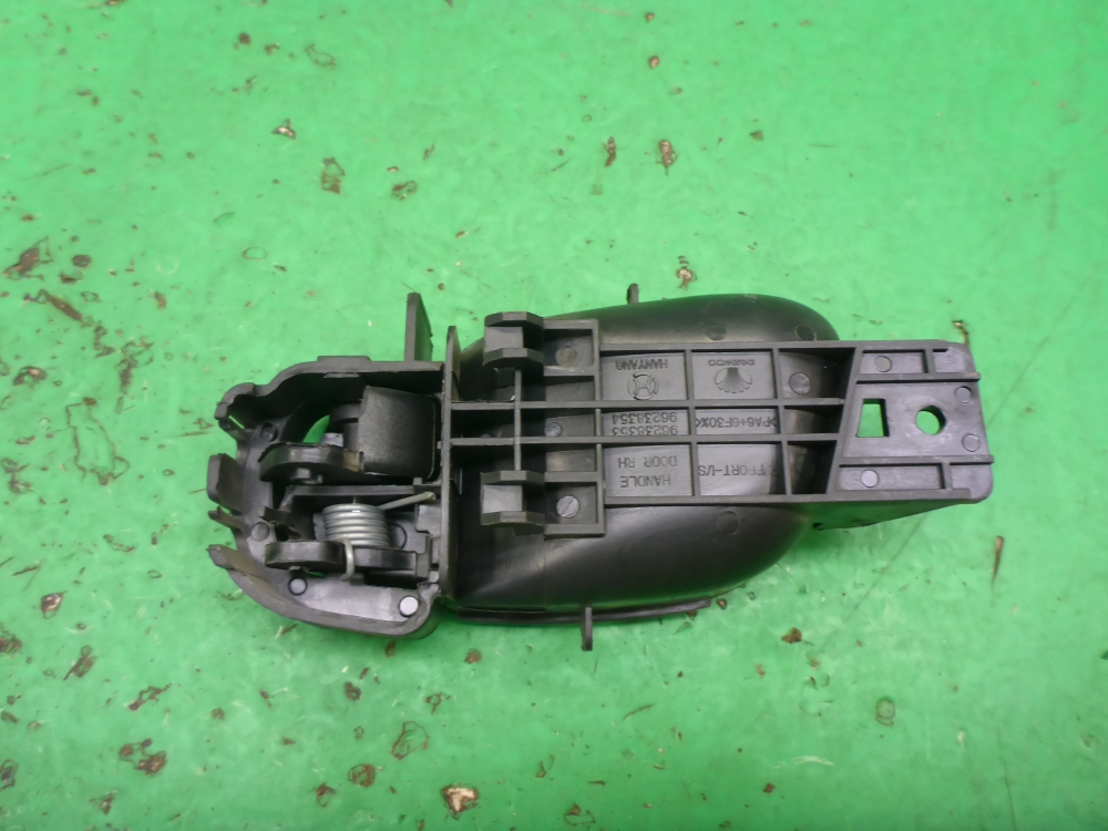 Ручка двери передней внутренняя правая