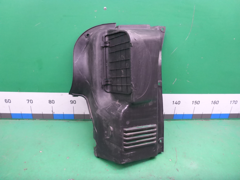 Обшивка багажника