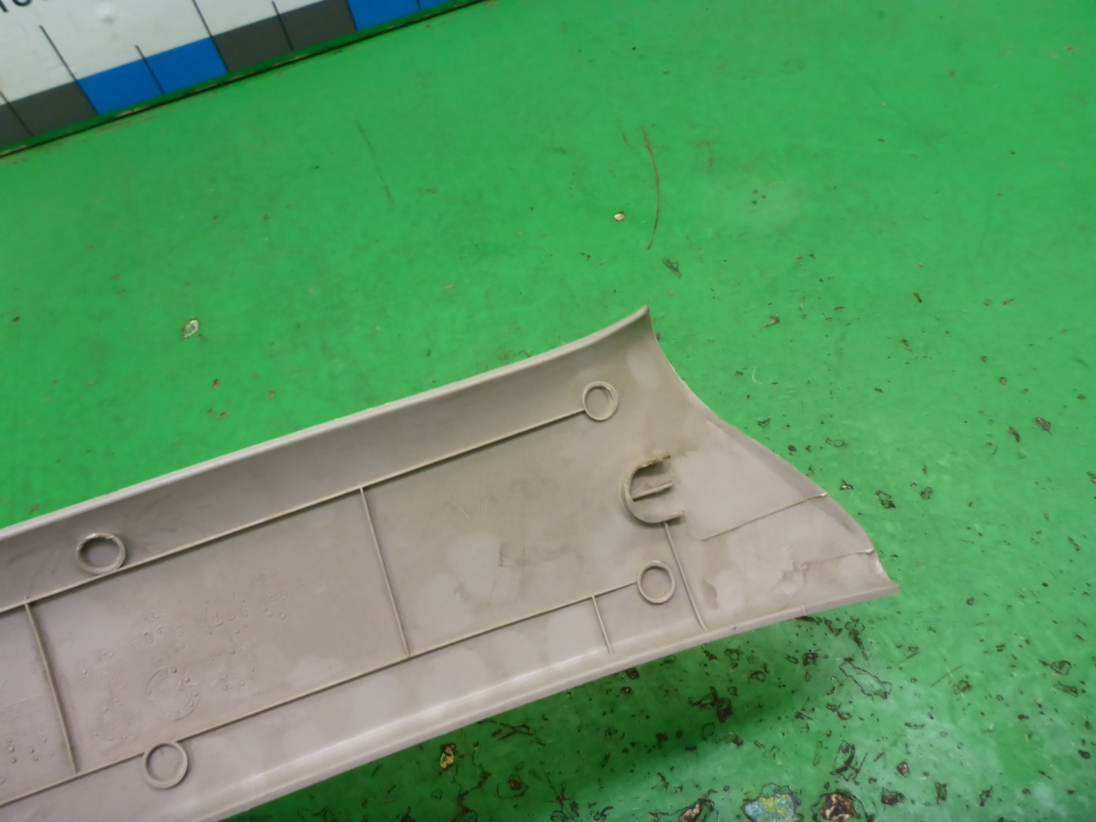 Обшивка стойки