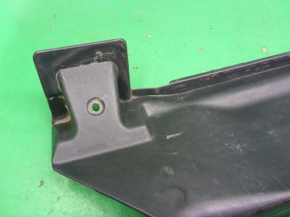 Обшивка багажника