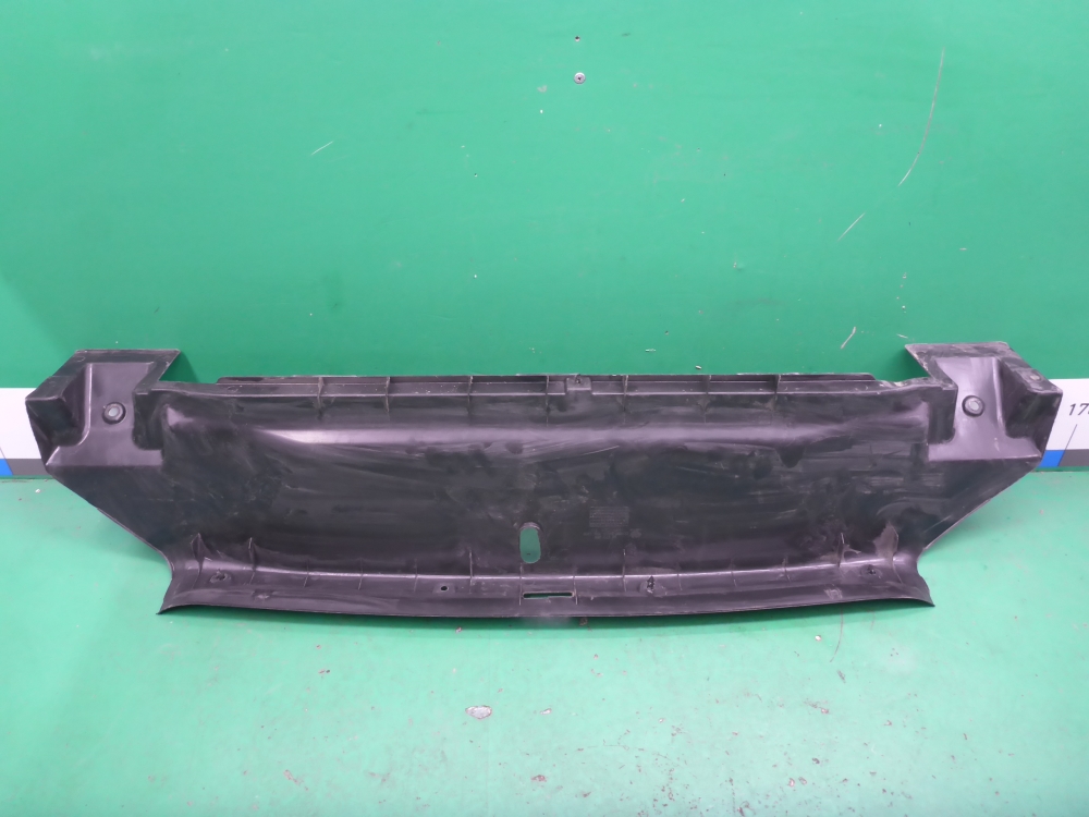 Обшивка багажника