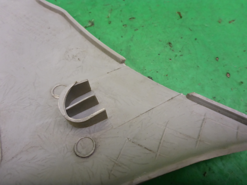 Обшивка стойки