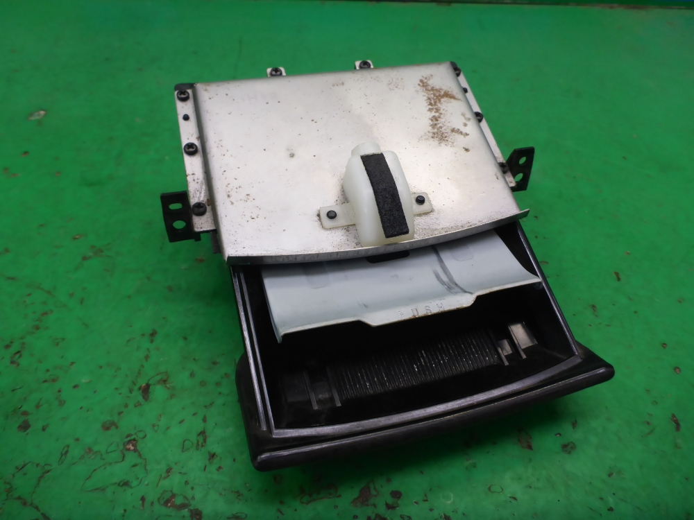 Пепельница