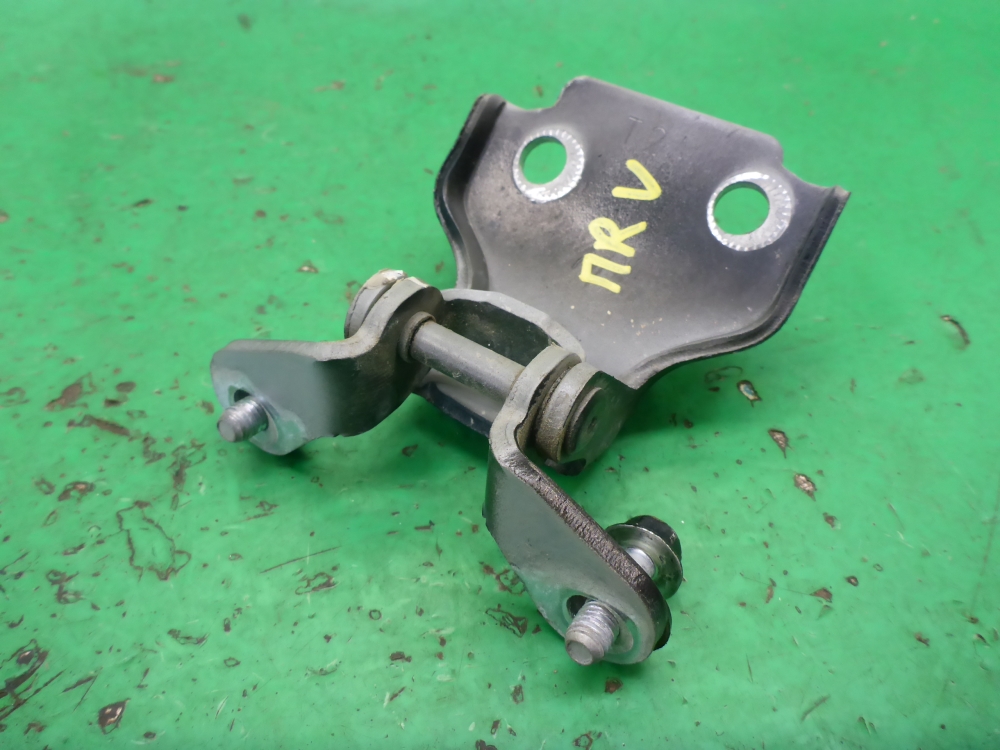 Петля двери передней правой верхняя