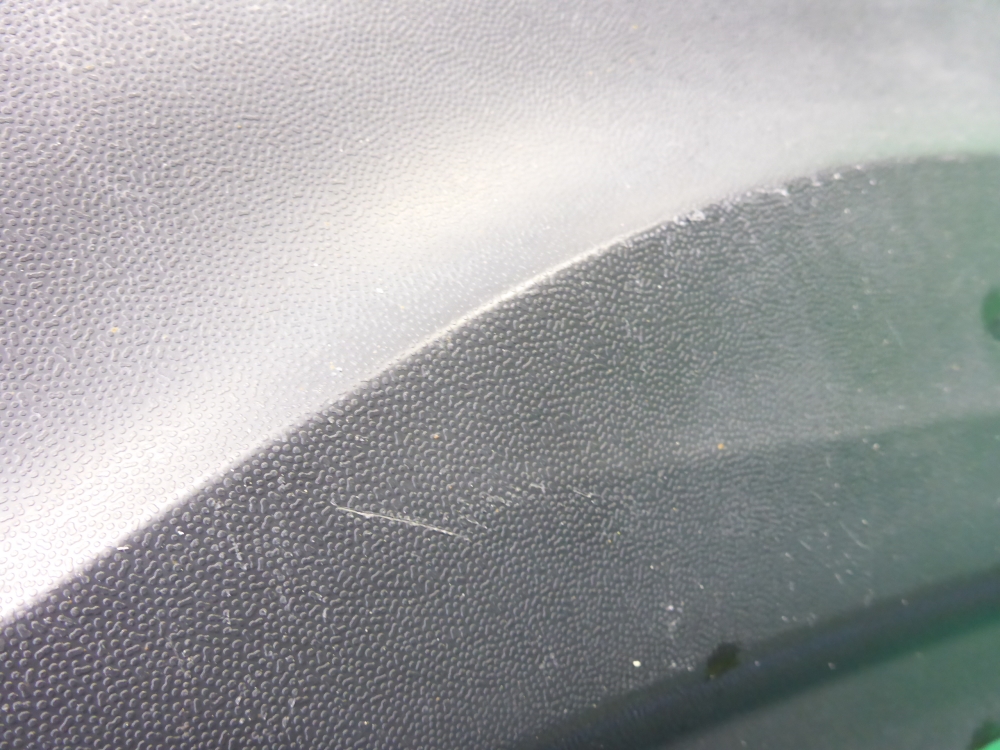 Накладка двери передней левой