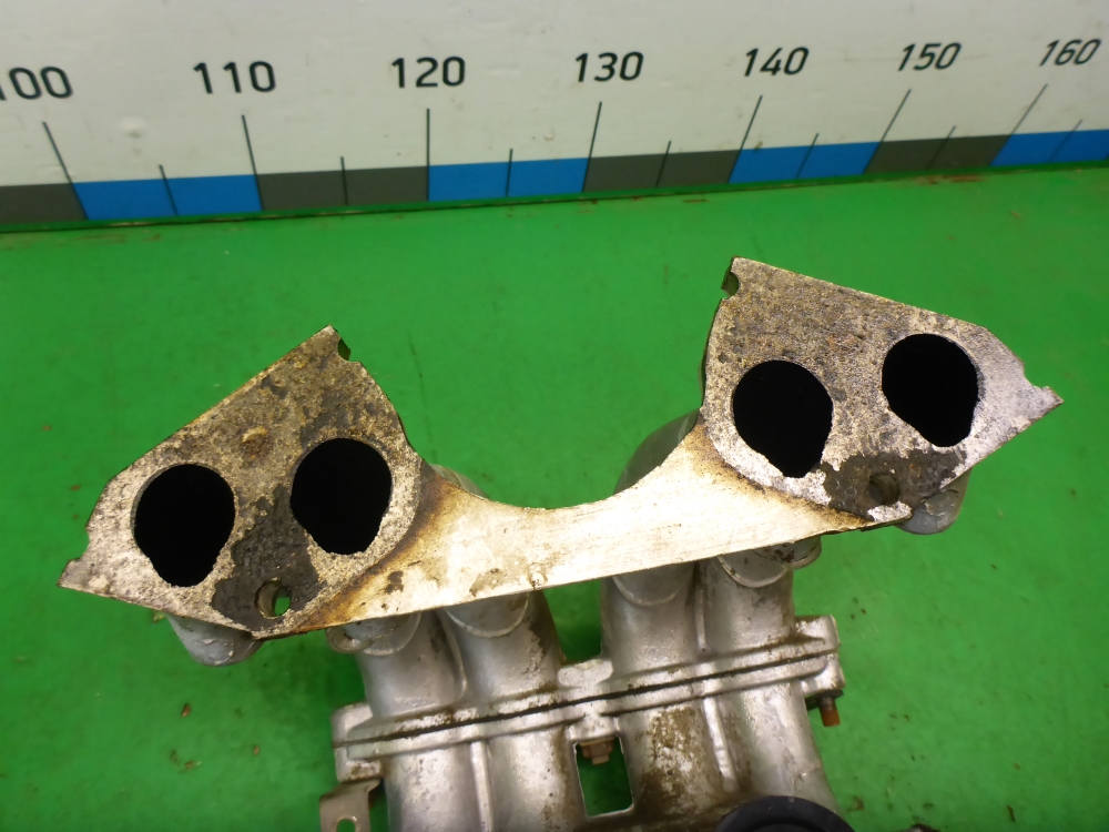 Коллектор впускной