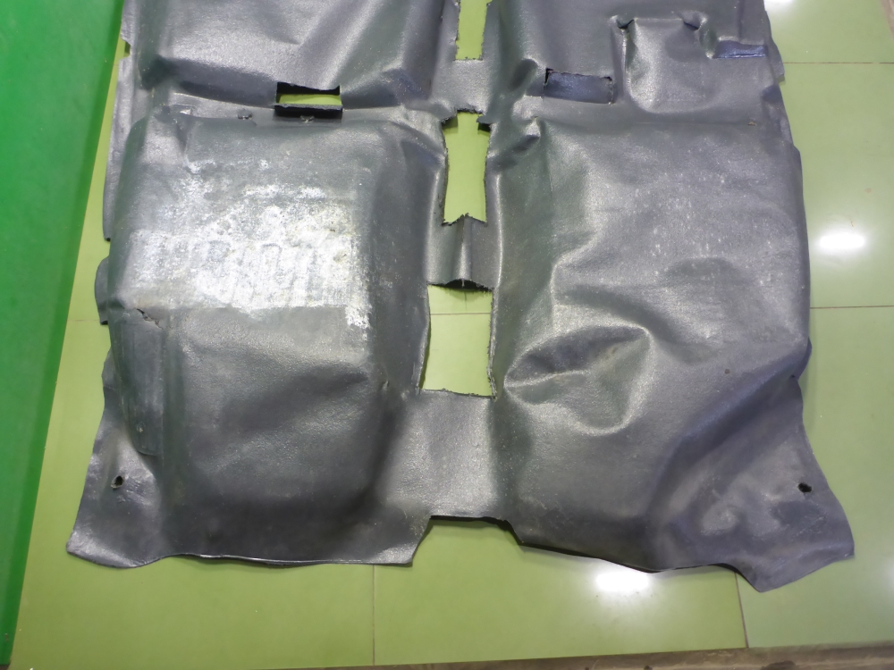 Покрытие напольное (ковролин)