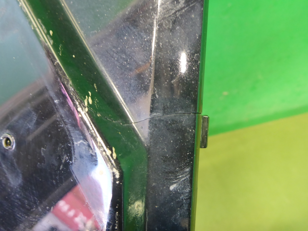 Накладка переднего бампера