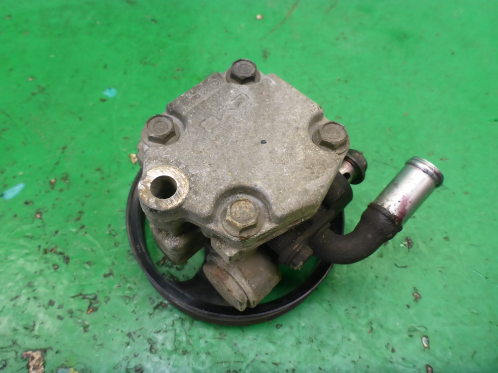 Насос ГУР (гидроусилитель руля)