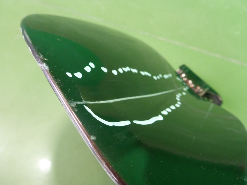 Лючок бензобака