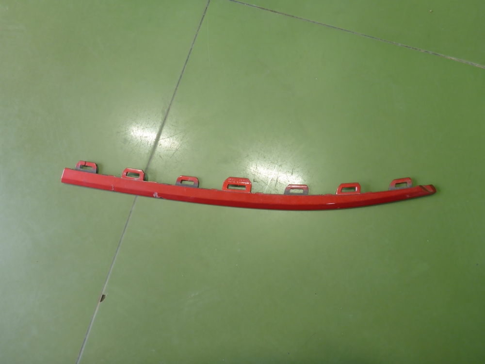 Накладка переднего бампера правая