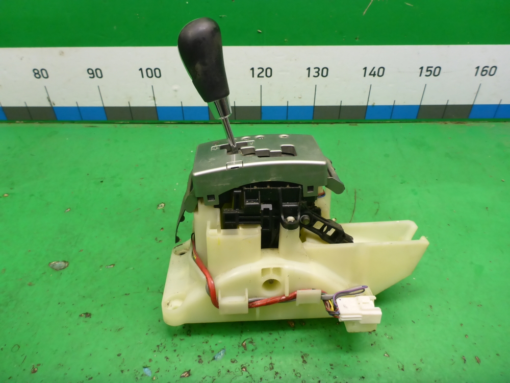 Кулиса МКПП / АКПП