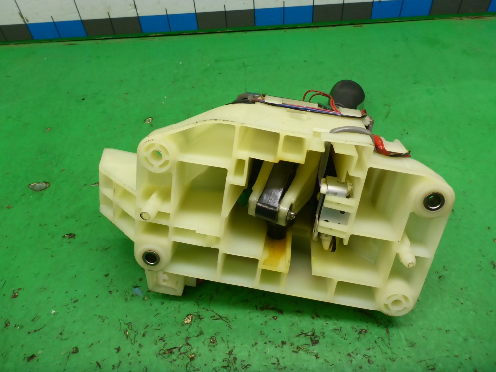 Кулиса МКПП / АКПП