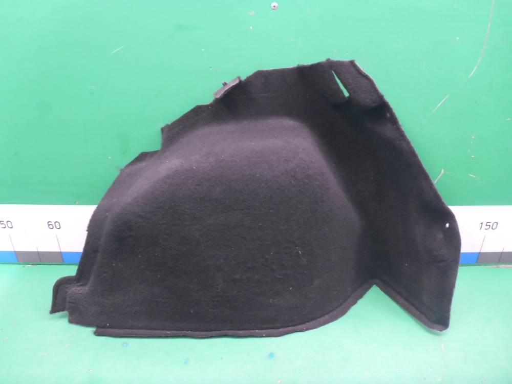 Обшивка багажника