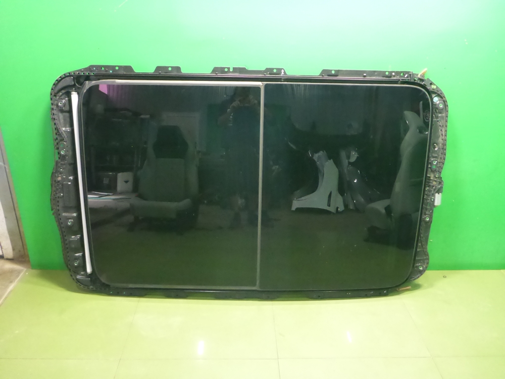 Люк в сборе электрический