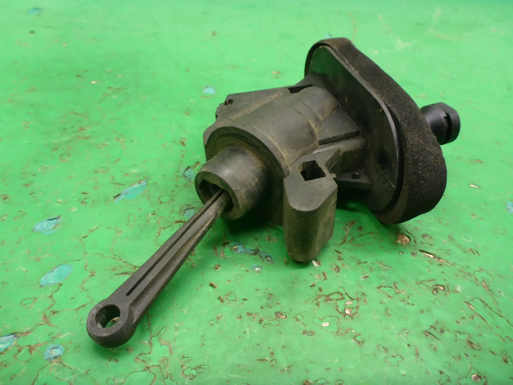 Цилиндр сцепления главный