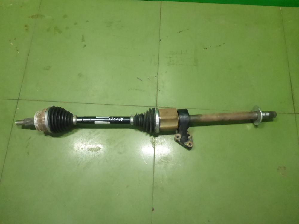 Полуось передняя правая