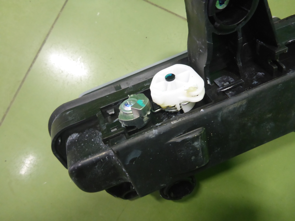 Ручка двери задней наружная