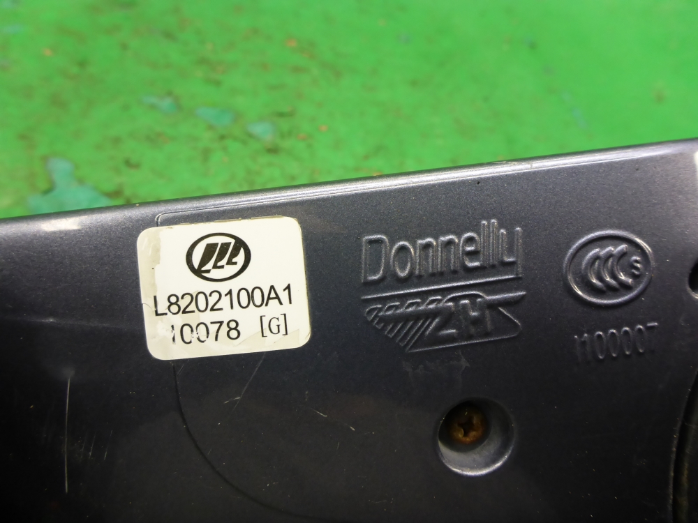 Зеркало левое электрическое