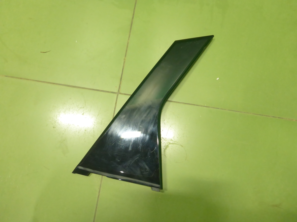 Накладка двери задней правой