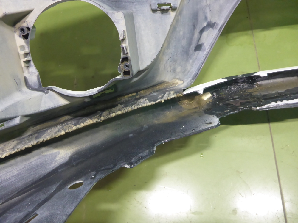 Бампер передний