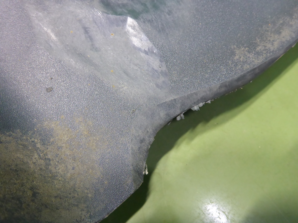 Подножка правая