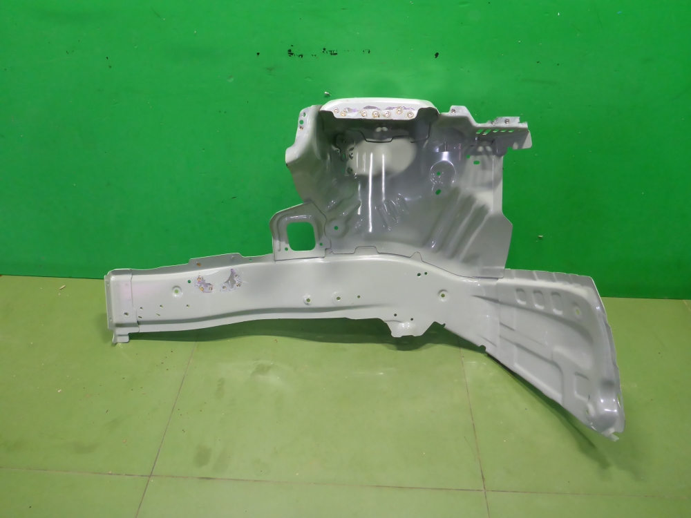 Лонжерон передний левый