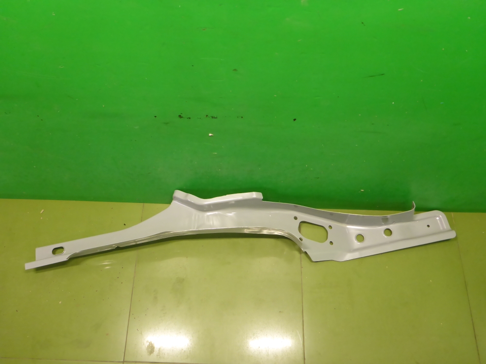 Лонжерон задний правый