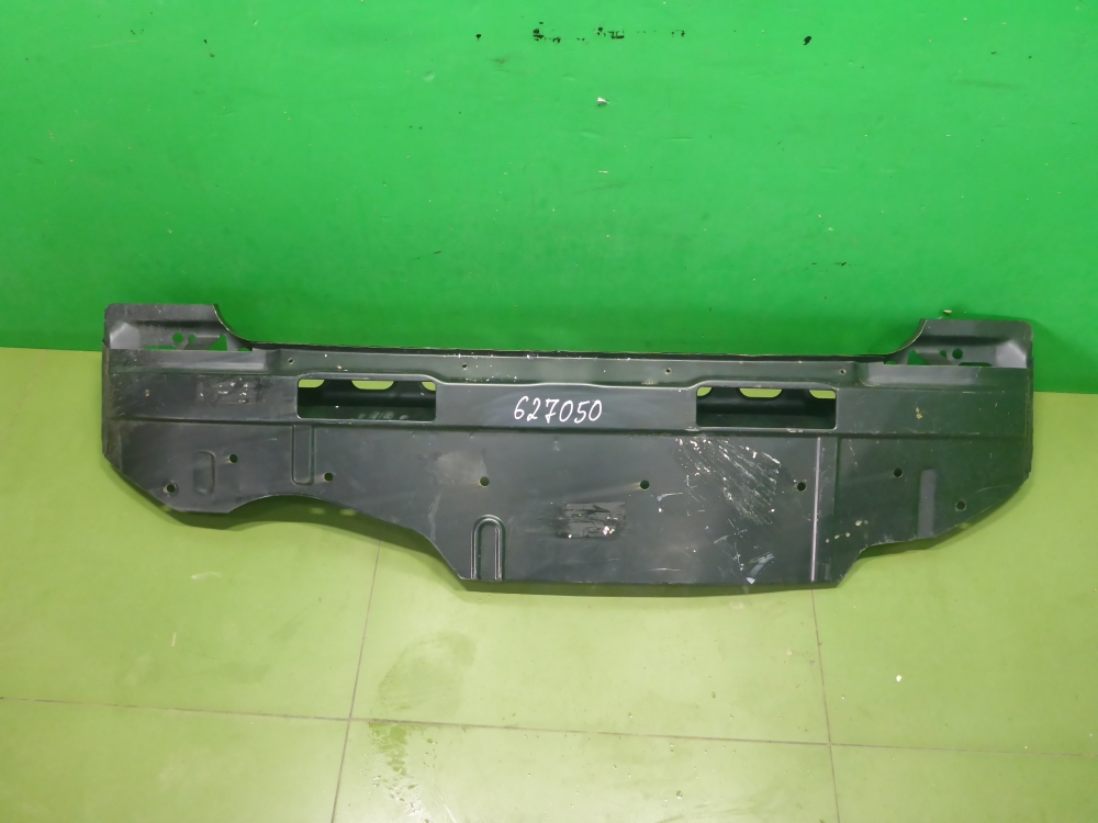 Панель задняя