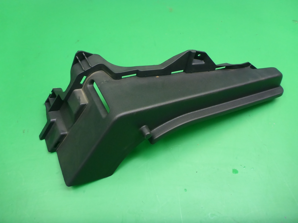 Держатель задней полки