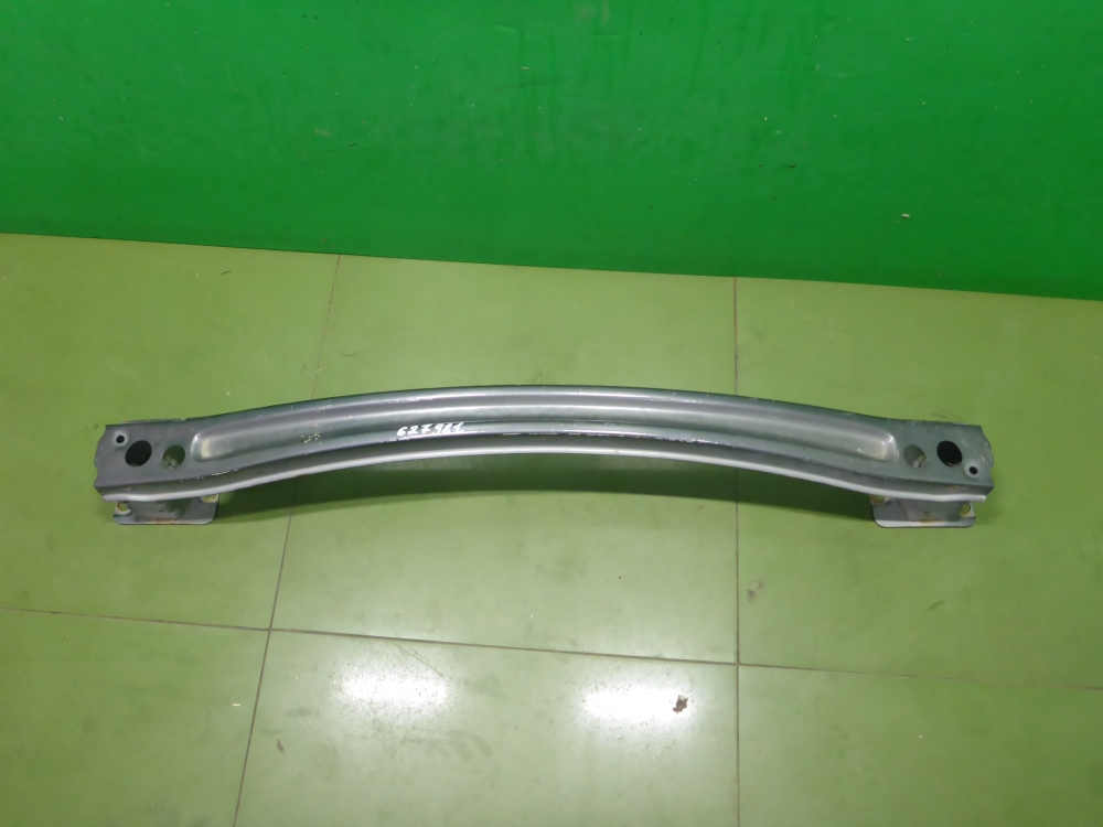 Усилитель заднего бампера