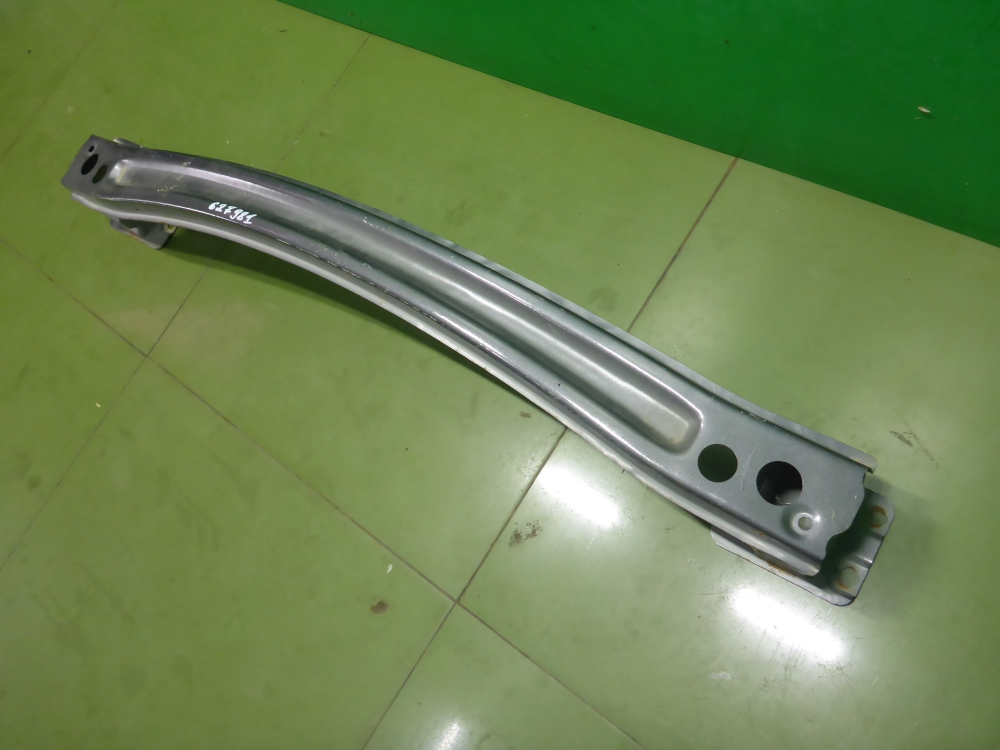 Усилитель заднего бампера